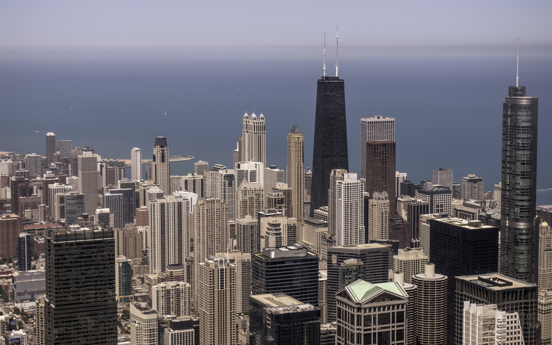 Chicago_views_from_Willis_Tower_2.jpg