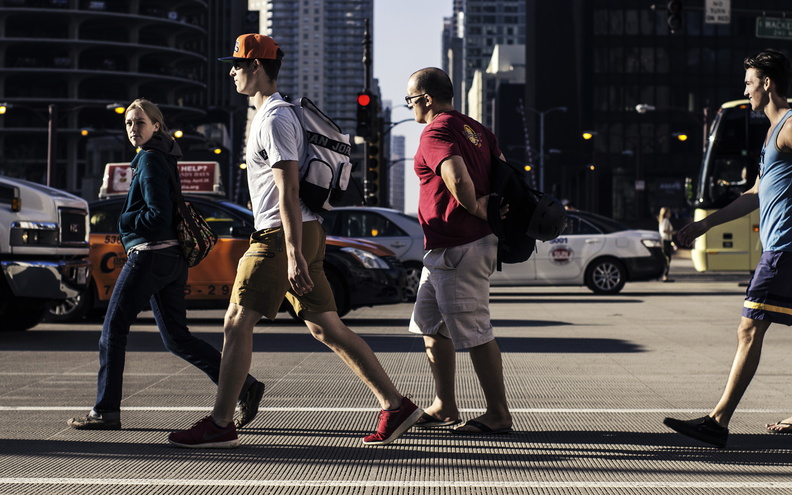 Chicago_City_Scene_with_People.jpg