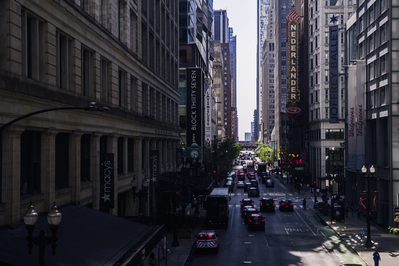 Chicago_from_the_Orange_Line_2.jpg